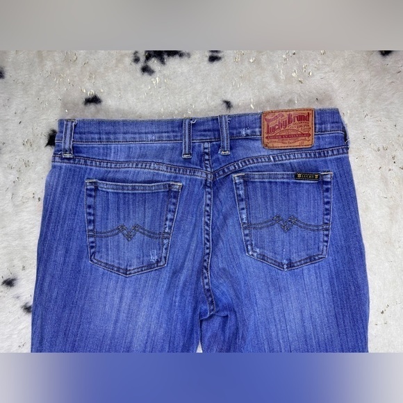 Lucky Brand Medium Wash Sweet N Low Crop Denim Jeans Size 8 - Picture 8 of 9